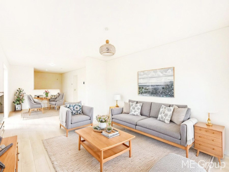 ���r���O ��Ƃ肠��L�������������r���O�͉Ƒ��݂�Ȃ̌e���̋�Ԃł��@���Ƌ��CG�ł�