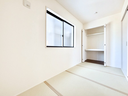 ���̑����� ���r���O�אڂ̘a���͖����̕�炵�ɖ����ƈ��炬�������炵�Ă���܂�