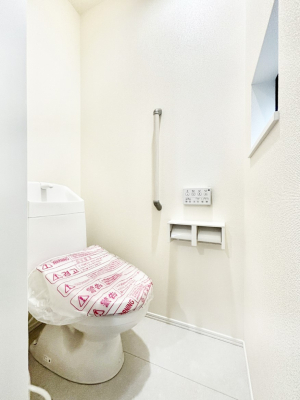 �g�C�� �g�C����1�K��2�K���ꂼ��ɔz�u����Ă��ĂƂĂ��֗��ł��B 