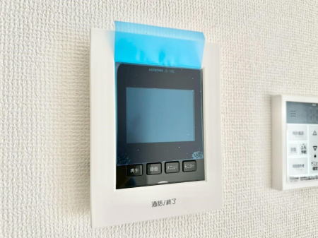 ���̑����� TV���j�^�[�t�C���^�[�t�H�����t���Ă��ăZ�L�����e�B�[��