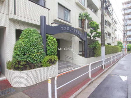 �G���g�����X -