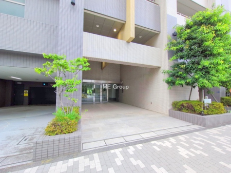 �G���g�����X -