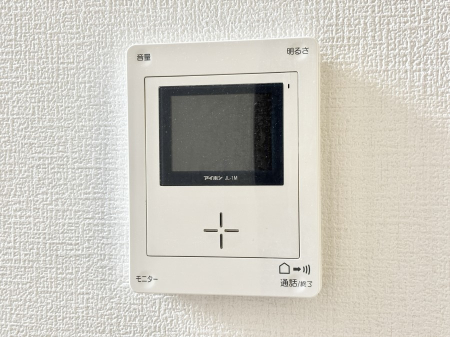 ���̑����� �K��҂���ڂł킩��A���S�̂s�u���j�^�[�t���C���^�[�t�H��