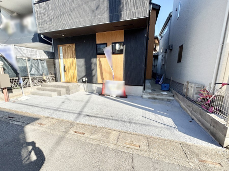  �����Ɍ������Ȃ����ԃX�y�[�X�B