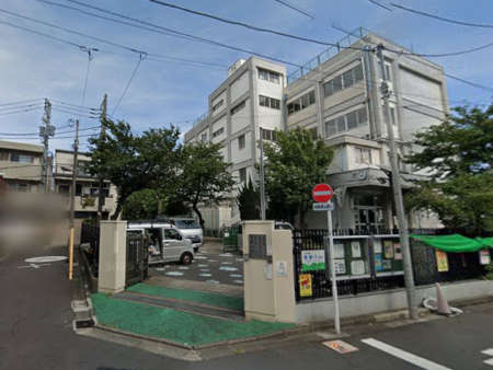 ���ӊ� ���w�Z 300m �n�c�旧�g�M���w�Z