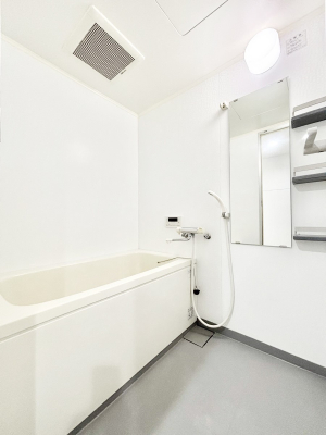 ���� ����̔�������Ă���閾�邢�������̂���o�X���[��