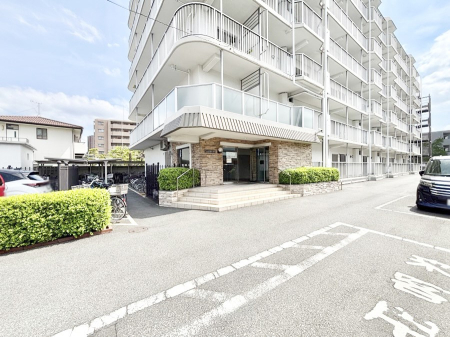 �G���g�����X �������������͋C�̃G���g�����X