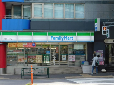 ���ӊ� �R���r�j 69m �t�@�~���[�}�[�g �V�h�V���쒬�X