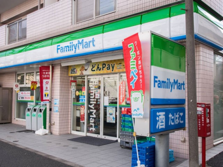 ���ӊ� �R���r�j 200m �t�@�~���[�}�[�g ���c�J�W���ʂ�X