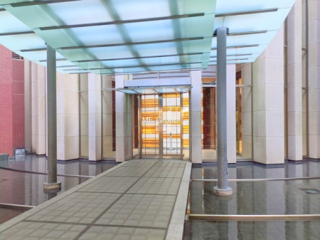 �G���g�����X -