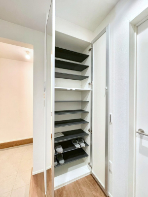 ���[ �����Ղ���[�ł���V���[�Y�{�b�N�X�B