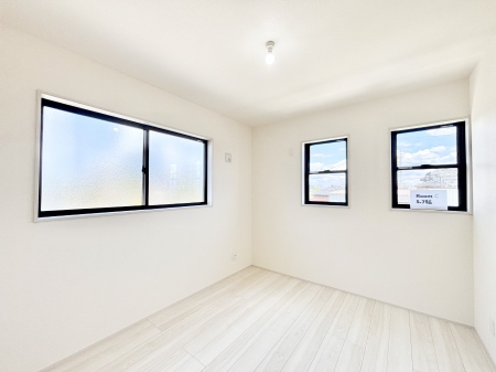 �q������ ������̂₳���������S�n�悢�v���C�x�[�g���[��