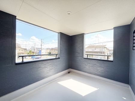 �o���R�j�[ �}�Ȃ��V�C�̕ω��ɂ����S�ȃC���i�[�o���R�j�[