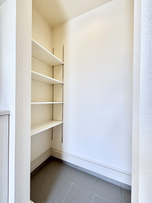 ���[ ���ւɂ͍����𒲐߂ł�����I�t���̃V���[�Y�C���N���[�N�B