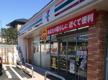 ���ӊ� �R���r�j 600m �Z�u��-�C���u�� ���n�����T���ړX