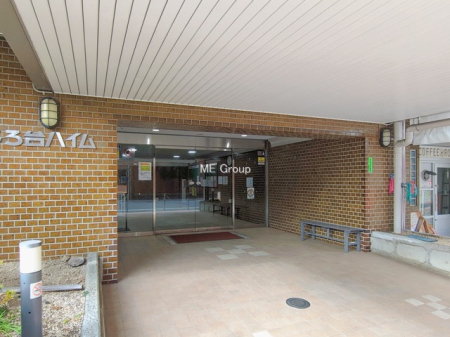 �G���g�����X -