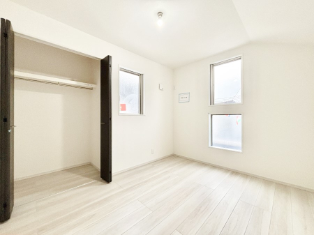 �q������ �q�������ɂ��������߂Ȏ��[�X�y�[�X�����Ղ�̋���