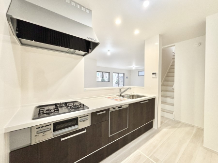 �L�b�`�� �������������I�ɁA�y�����I�V�X�e���L�b�`��  