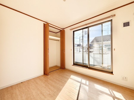 ���̑����� �o���R�j�[���J�������v���X���Ă����m��