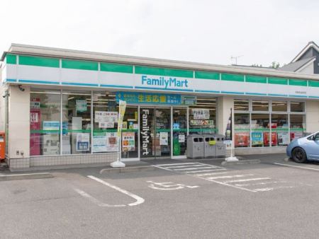 ���ӊ� �R���r�j 76m �t�@�~���[�}�[�g�������������X