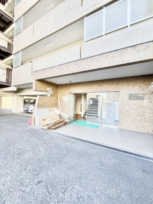 �G���g�����X �������������͋C�̃G���g�����X