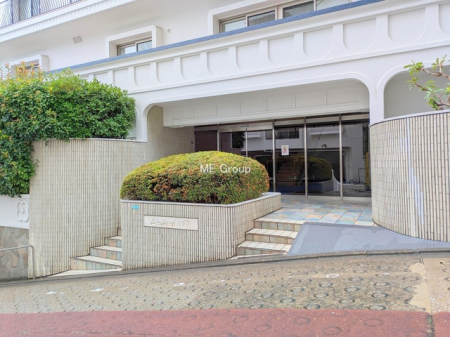 �G���g�����X -