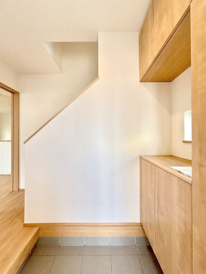 ���� �Ƒ��̋A��₨�q�l�������������}���錺��  