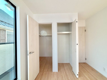 ���[ �����Ղ�̎��[�X�y�[�X�ŉ��K�ɕ�点���� 