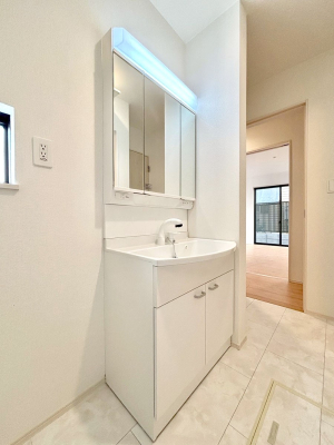 ���ʑ�E���ʏ� ���邢���ʏ��͖����̐g�x�x���y�����ł����Ⴂ�����ł��B