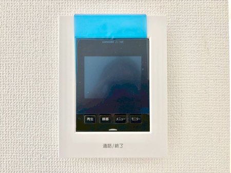 ���̑����� TV���j�^�[�t�C���^�[�t�H�����t���Ă��ăZ�L�����e�B�[��