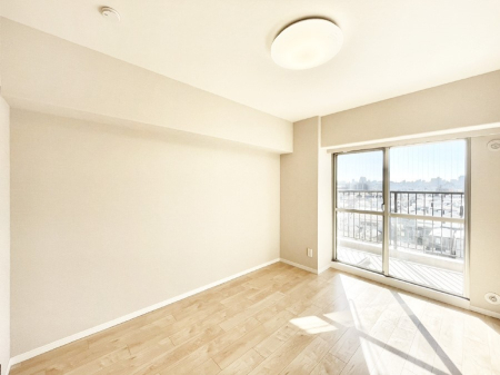 ���̑����� �o���R�j�[���J�������v���X���Ă����m��