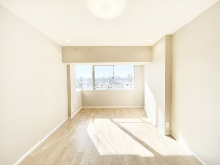 ���r���O �Ƒ��c���̎��Ԃ����������Ȃ��났�̃��r���O�_�C�j���O�B   