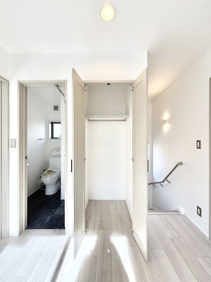 ���̑����� �L�����[�B�|�������G�߂̏��������[���邱�Ƃ��ł��܂��B