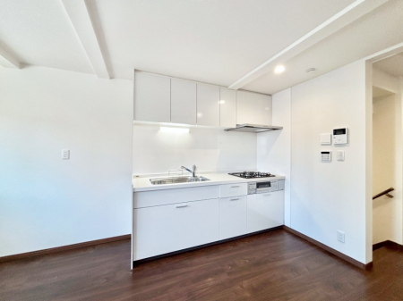 �L�b�`�� �����g���L�b�`��������A�g���₷�����������̂��₷���ɂ������܂����B 