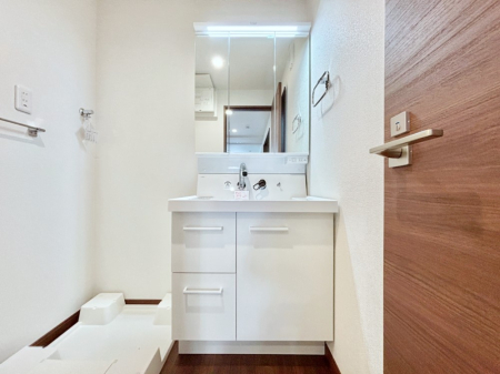 ���ʑ�E���ʏ� �傫�����₷���O�ʋ��Ő�����������ʑ�́A�g�����Ȃ݃`�F�b�N�┧�̂������ɂ������߂ł��B 