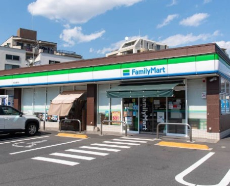 ���ӊ� �R���r�j 200m �t�@�~���[�}�[�g ���c�J����X