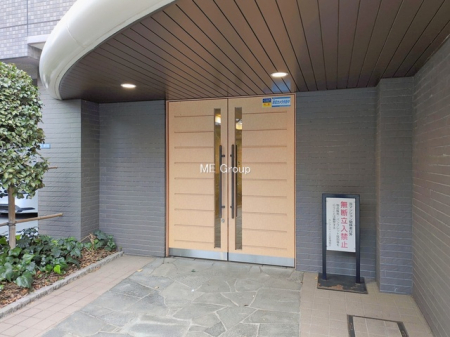 �G���g�����X -