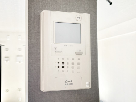 ���̑����� �h�ƁE�Z�L�����e�B�ʂɂ��z�����Ă��Ĉ��S�ł���  