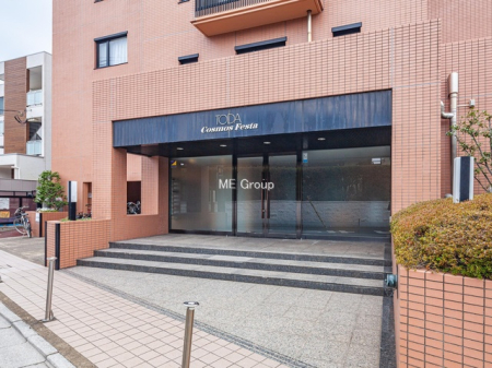 �G���g�����X -