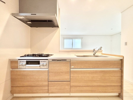 �L�b�`�� �������������I�ɁA�y�����I�V�X�e���L�b�`��  