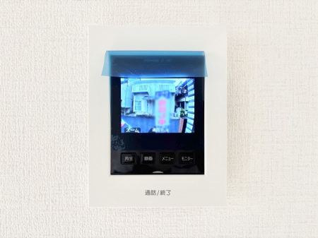 ���̑����� TV���j�^�[�t�C���^�[�t�H�����t���Ă��ăZ�L�����e�B�[��