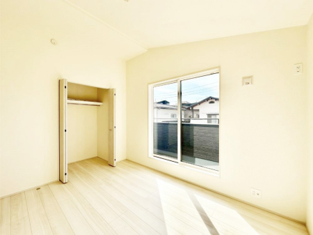 ���̑����� �o���R�j�[���J�������v���X���Ă����m��