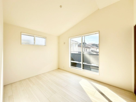 ���̑����� �o���R�j�[���J�������v���X���Ă����m��