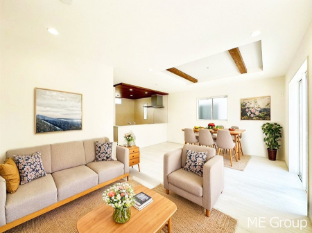 ���r���O �������������͋C�̂k�c�j�͉Ƒ��݂�Ȃ̉��K��ԁ��Ƌ��CG�ł�