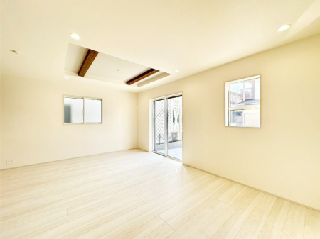 ���r���O �傫�ȑ����炽���Ղ�̗z���ƕ����������郊�r���O