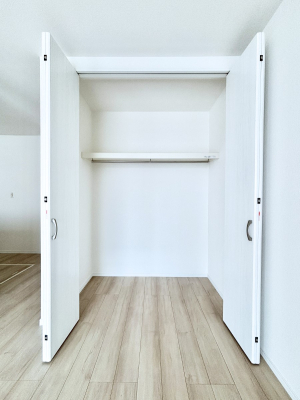 ���[ ���r���O���[�B�U�炩�肪���ȃ��r���O���X�b�L���ƕۂĂ܂��ˁB 