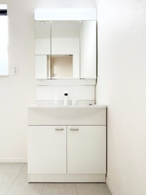 ���ʑ�E���ʏ� �傫�����₷���O�ʋ��Ő�����������ʑ�́A�g�����Ȃ݃`�F�b�N�┧�̂������ɂ������߂ł��B 