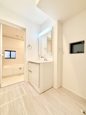 ���̑� �g�x�x���X���[�Y�ɂ����Ȃ���E�ߏ�      