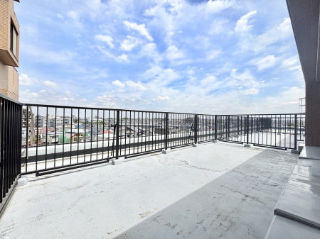 �o���R�j�[ �L�X���[�t�o���R�j�[�ł����󕨂��C�����悭�����܂��B�o���R�j�[�͊������R�����I