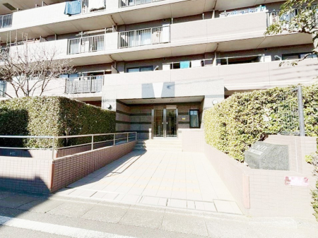 �G���g�����X �������������͋C�̃G���g�����X